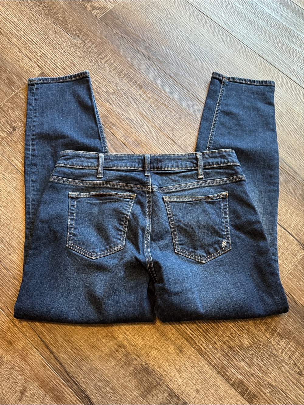 Silver Jeans Women's Dark Blue Boyfriend Jeans —FAST SHIP